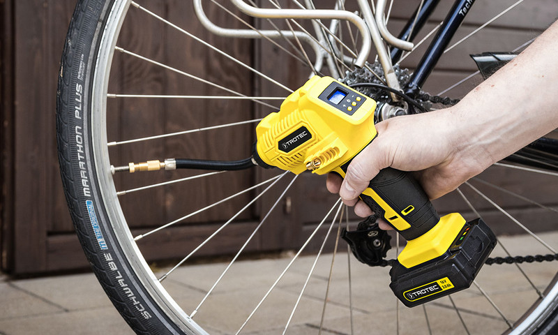 Adapter für alle gängigen Fahrradventile