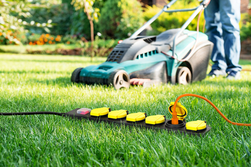 Gleichzeitige Stromversorgung von mehreren Gartenwerkzeugen