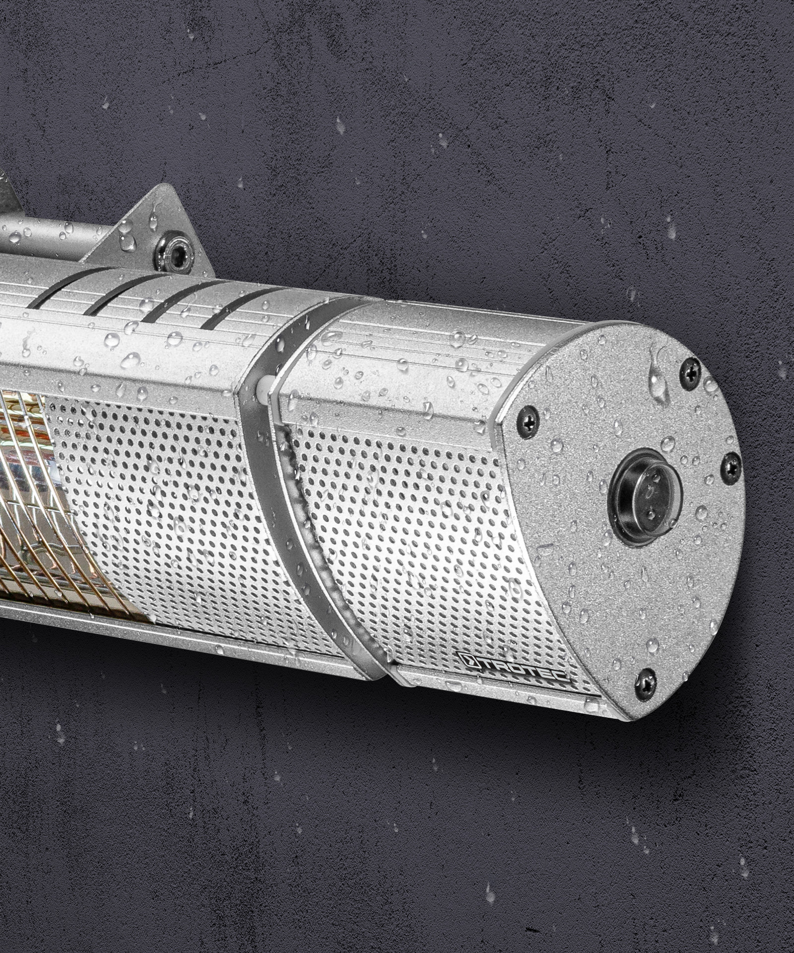 IR 3050 – protected from rain