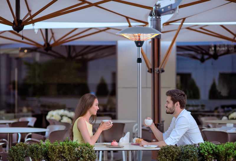 IRS 2020 – de elegante verwarmingsoplossing voor de horeca IRS 2020 – de elegante verwarmingsoplossing voor de horeca